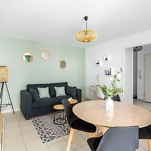 Le Sévigné - Cosy Et Calme - Balcon Et Parking Appartement Cesson-Sévigné