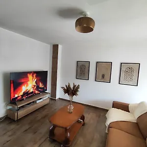 Appartement 3, Avignon